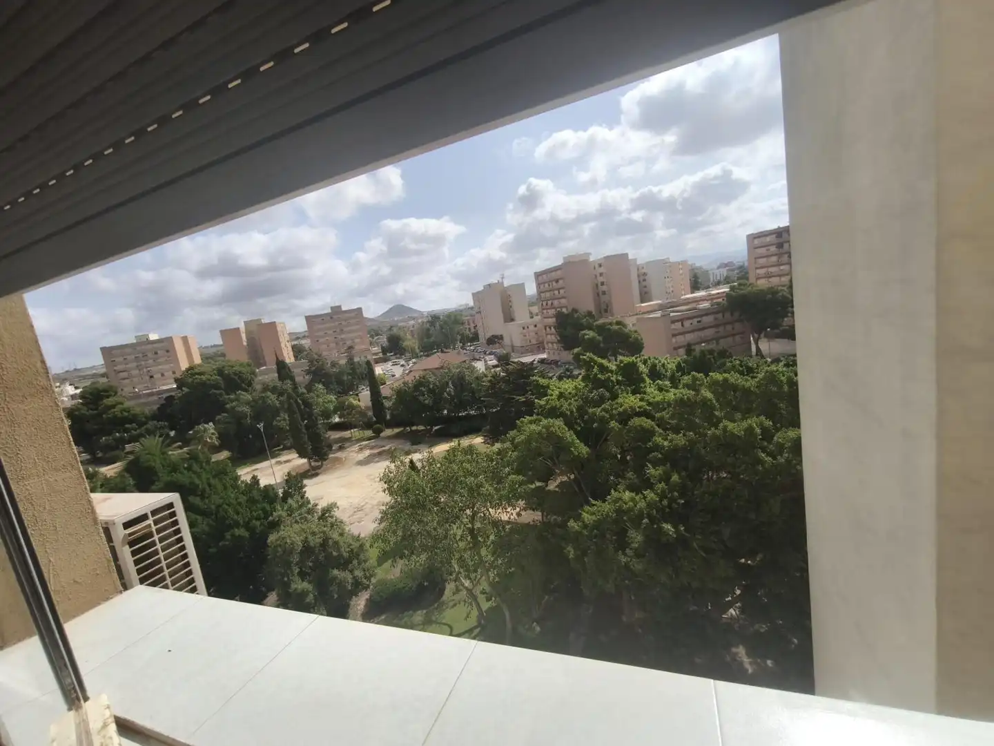 Vista exterior de Pis en venda en Cartagena