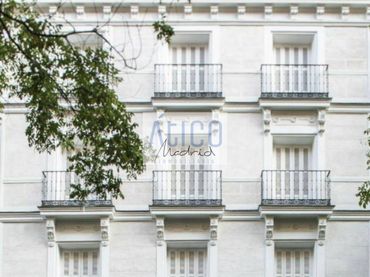 Pis amb ascensor de lloguer a Retiro