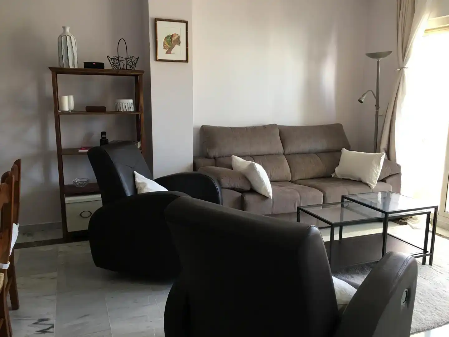 Wohnzimmer von Wohnung zur Miete in Rota mit Klimaanlage, Privatgarten und Schwimmbad