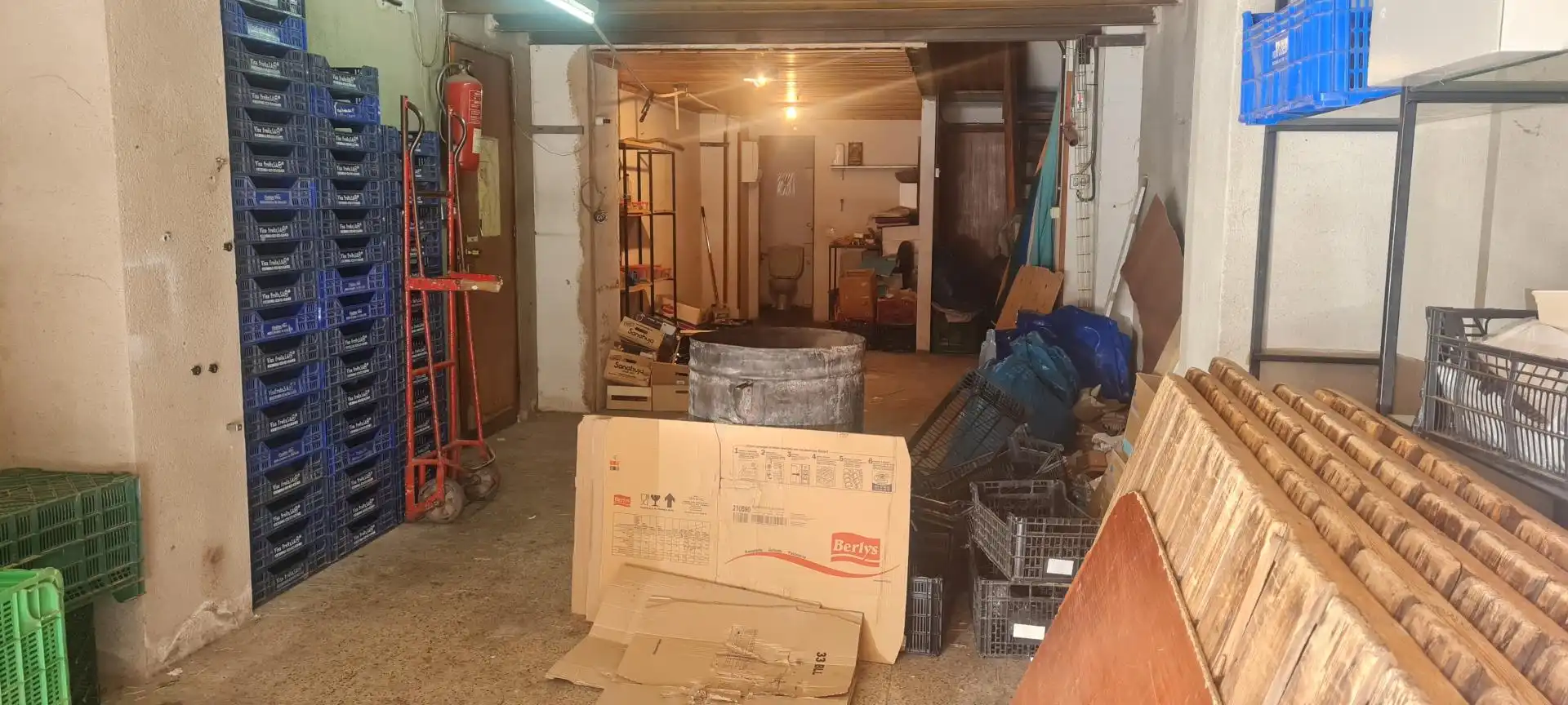 Local comercial en venda a de Josep Mª Pellicer 43, imagen 3