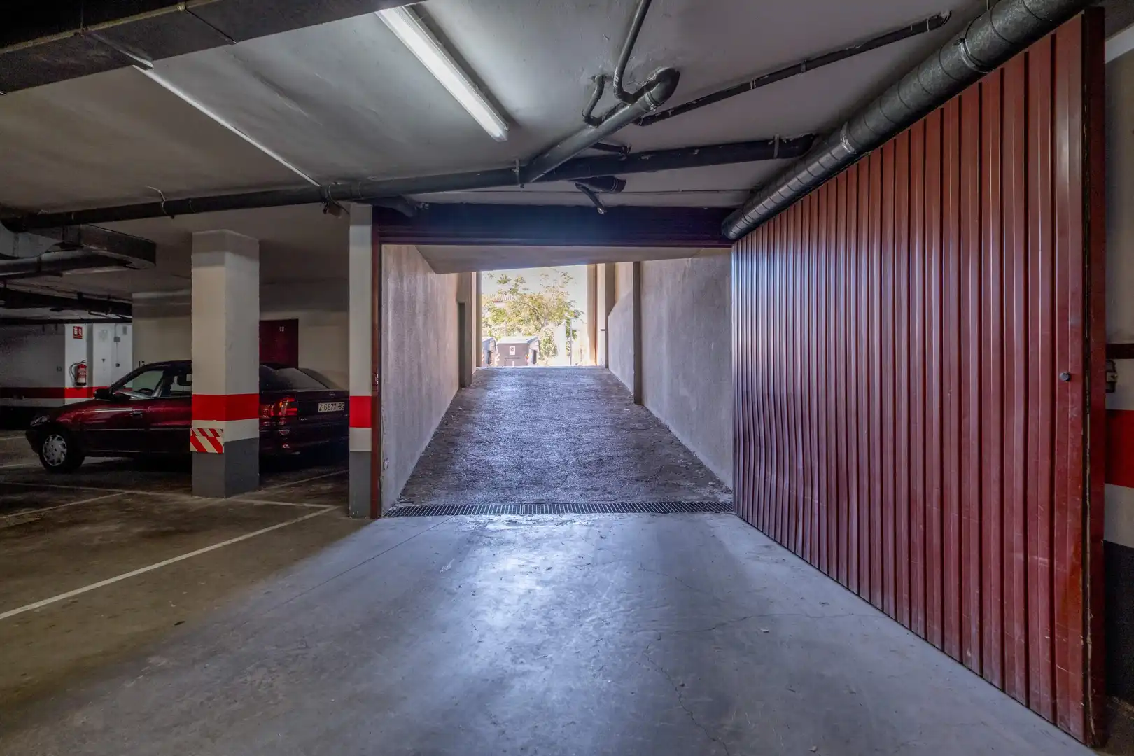 Parkplatz von Erdgeschoss zum Verkauf in Zaragoza mit Klimaanlage, Heizung und Terrasse