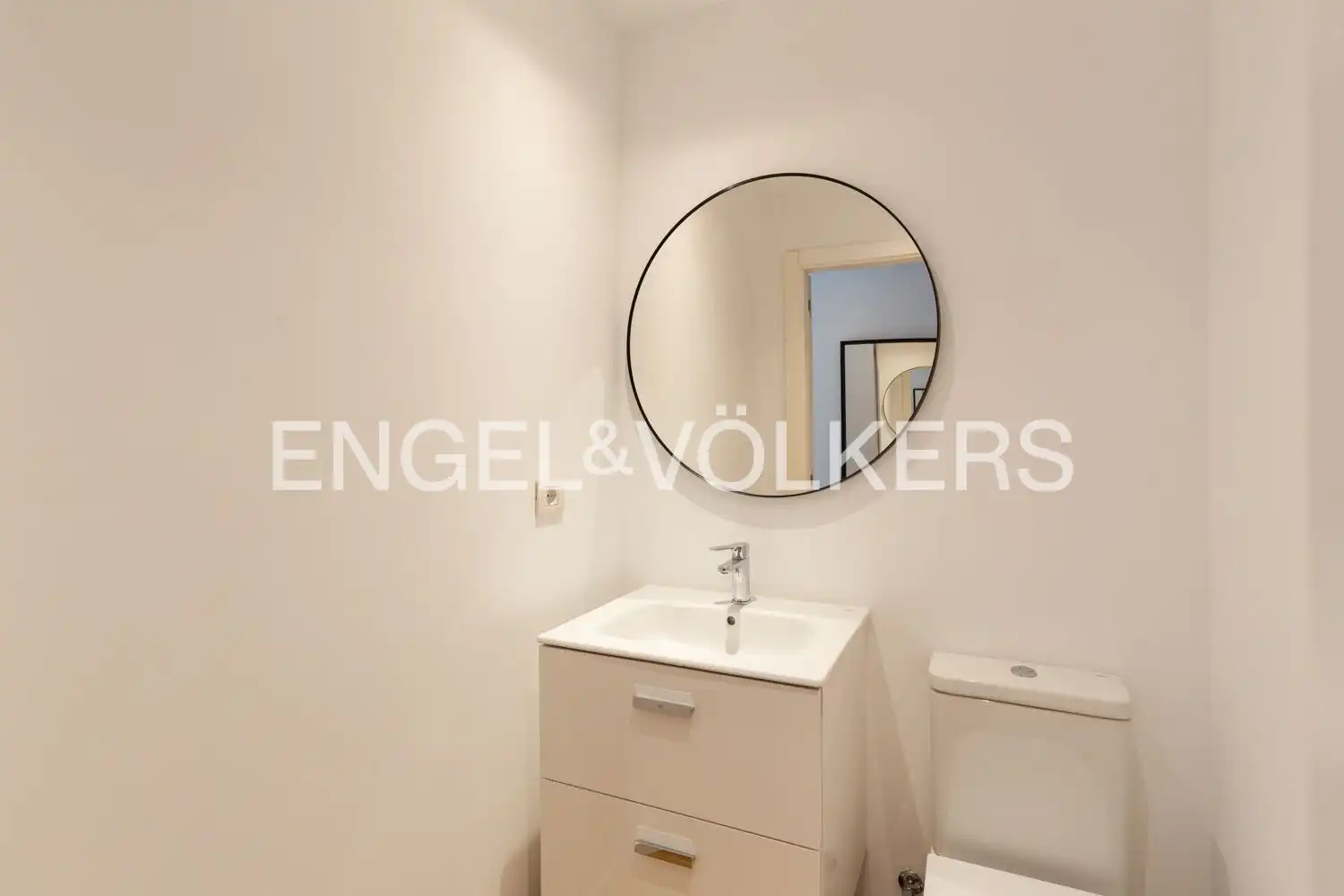 Baño de Ático en venta en Valencia con Aire acondicionado, Calefacción y Jardín privado