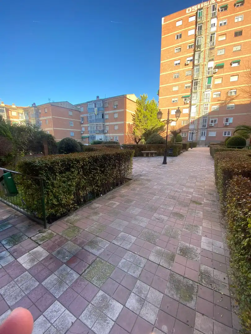 Vista exterior de Piso en venta en Granada con Terraza