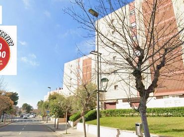 Pis amb ascensor en venda a Carrer del Riu Tordera