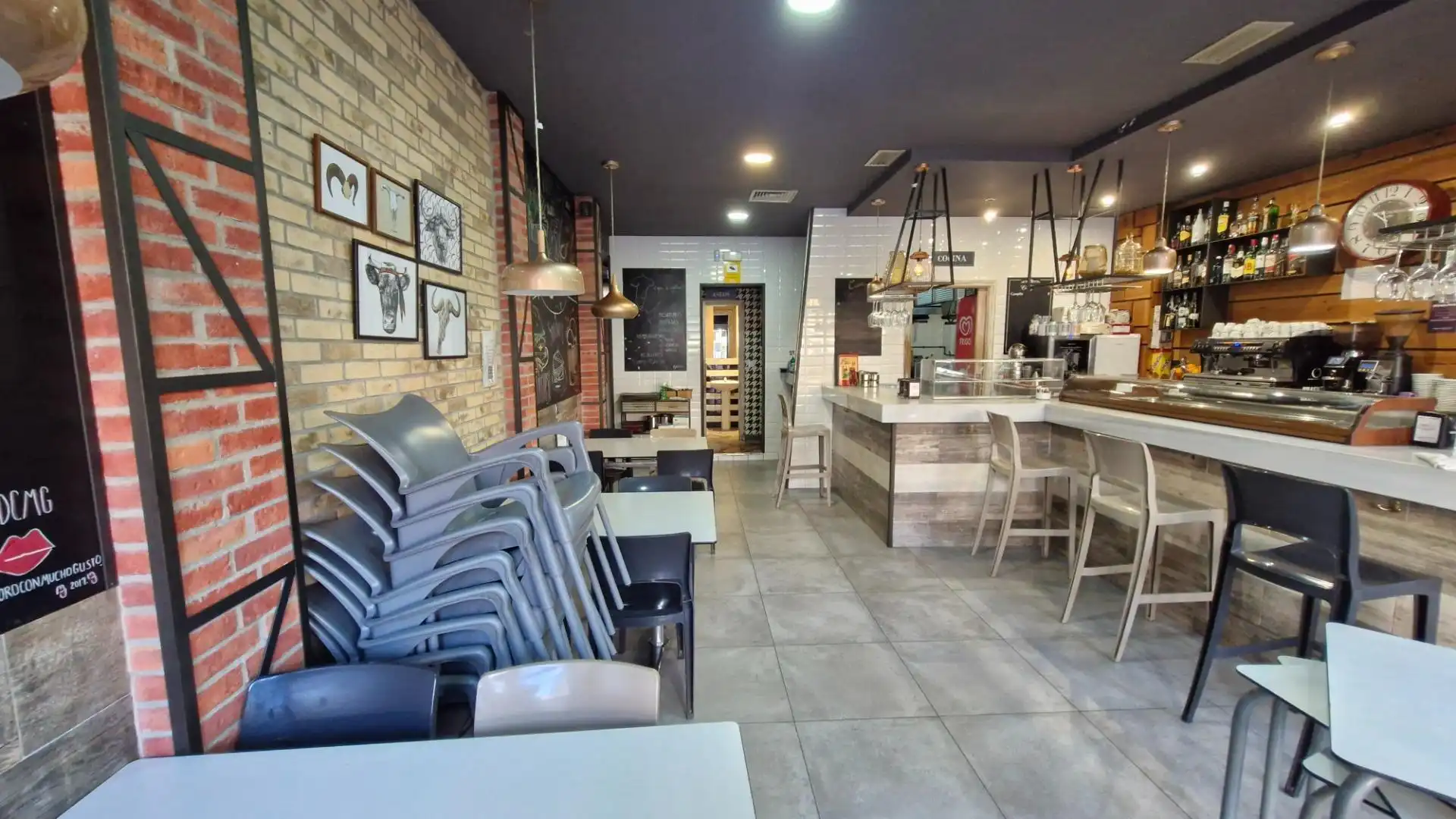 Local en venta en Derio