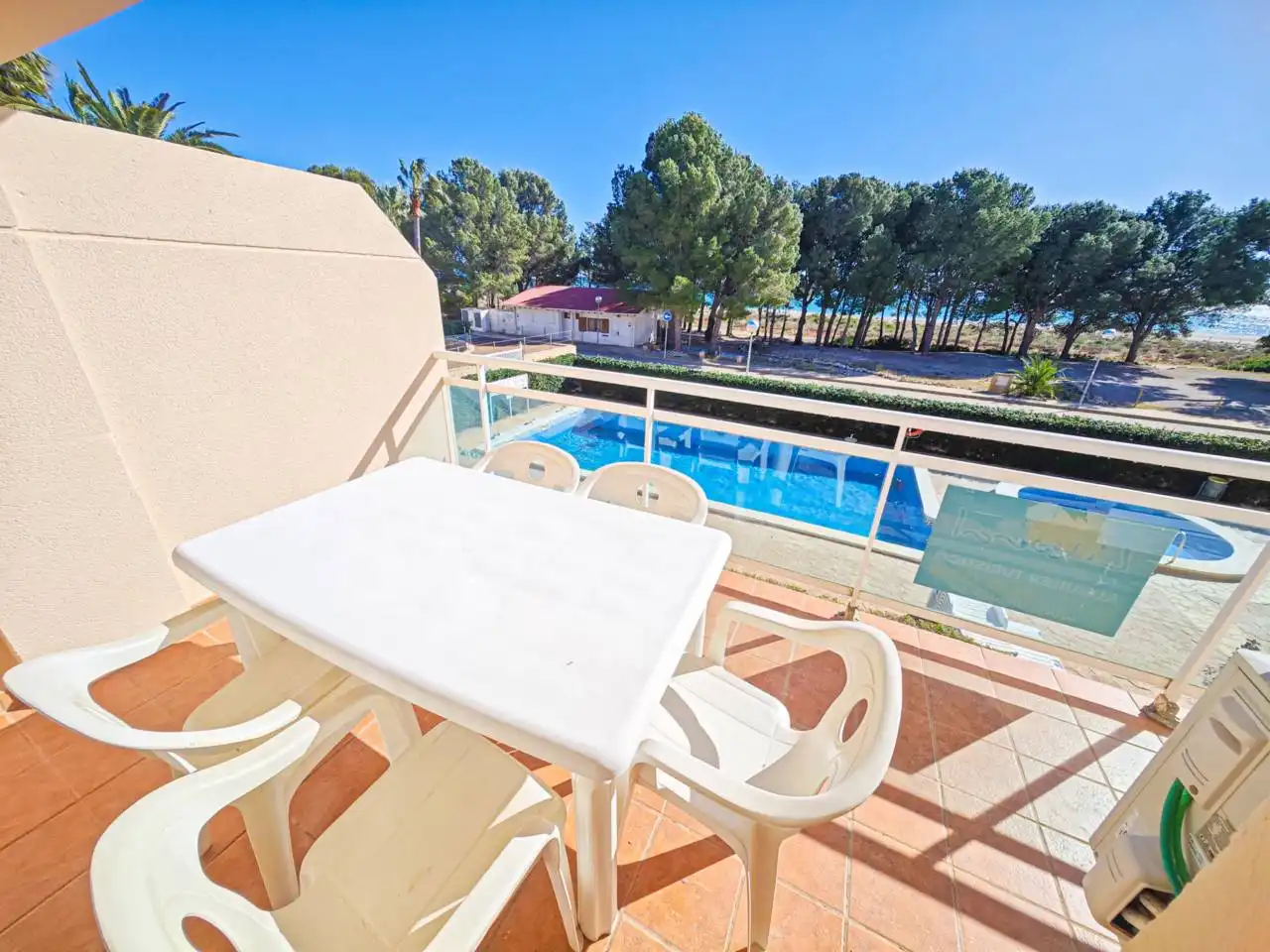 Piscina de Apartamento en venta en Vandellòs i l'Hospitalet de l'Infant con Aire acondicionado, Terraza y Trastero