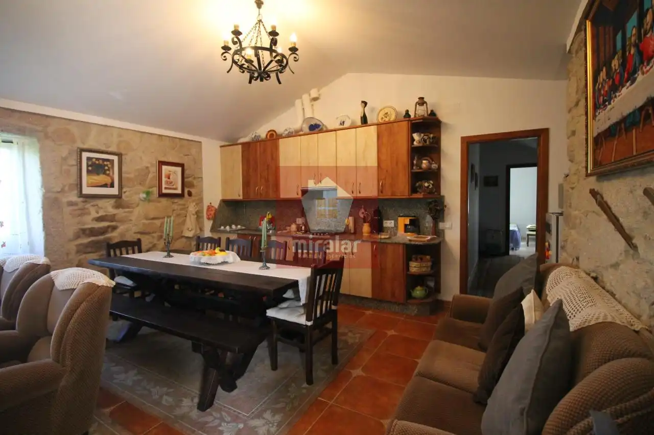 Casa amb jardí en venda a Covelo, imagen 6