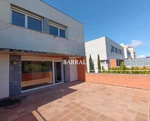 Vista exterior de Casa o xalet en venda en Tudela amb Aire condicionat, Calefacció i Jardí privat