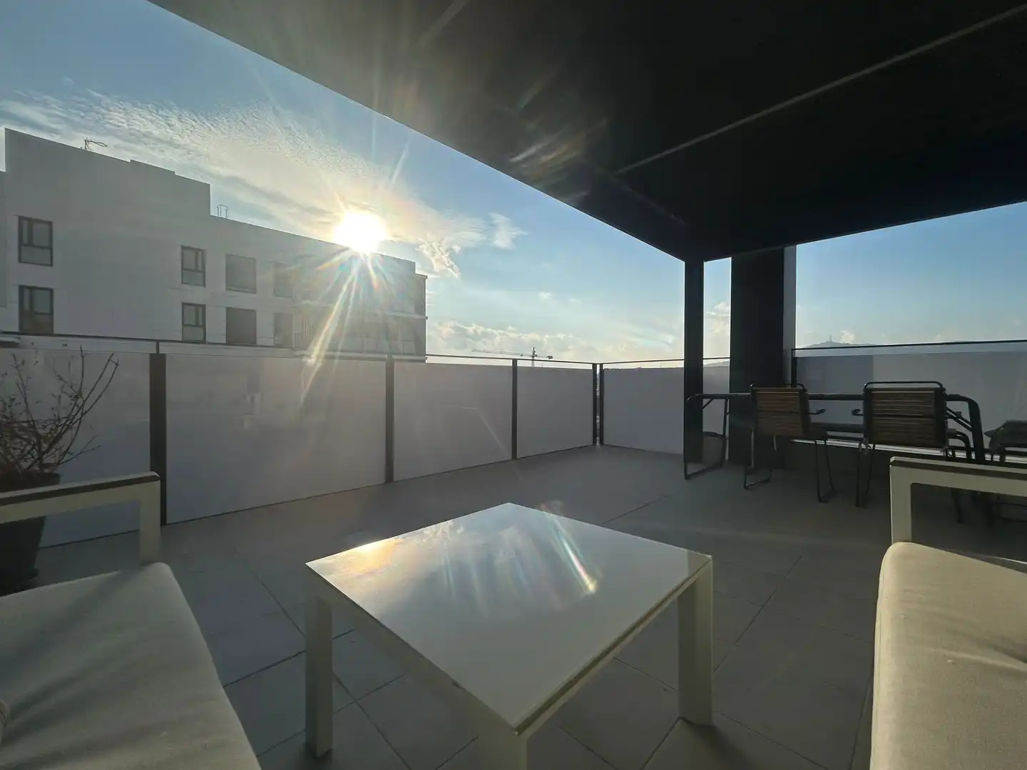 Terrasse von Dachboden zum Verkauf in Barcelona mit Klimaanlage, Heizung und Parkett