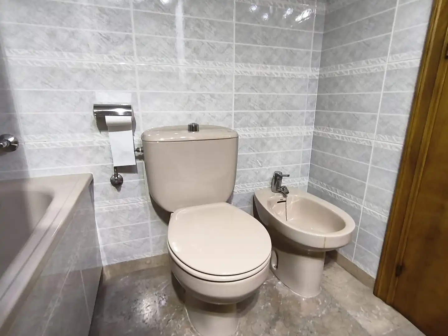 Baño de Apartamento en venta en Salou con Terraza y Amueblado