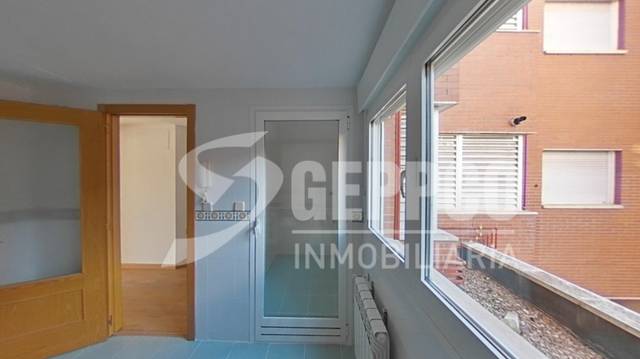 Piso en Venta en Calle de José Bielsa en Pradolongo