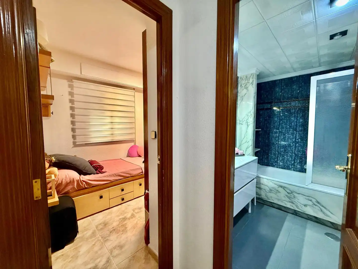 Habitación de Piso en venta en Valencia con Balcón