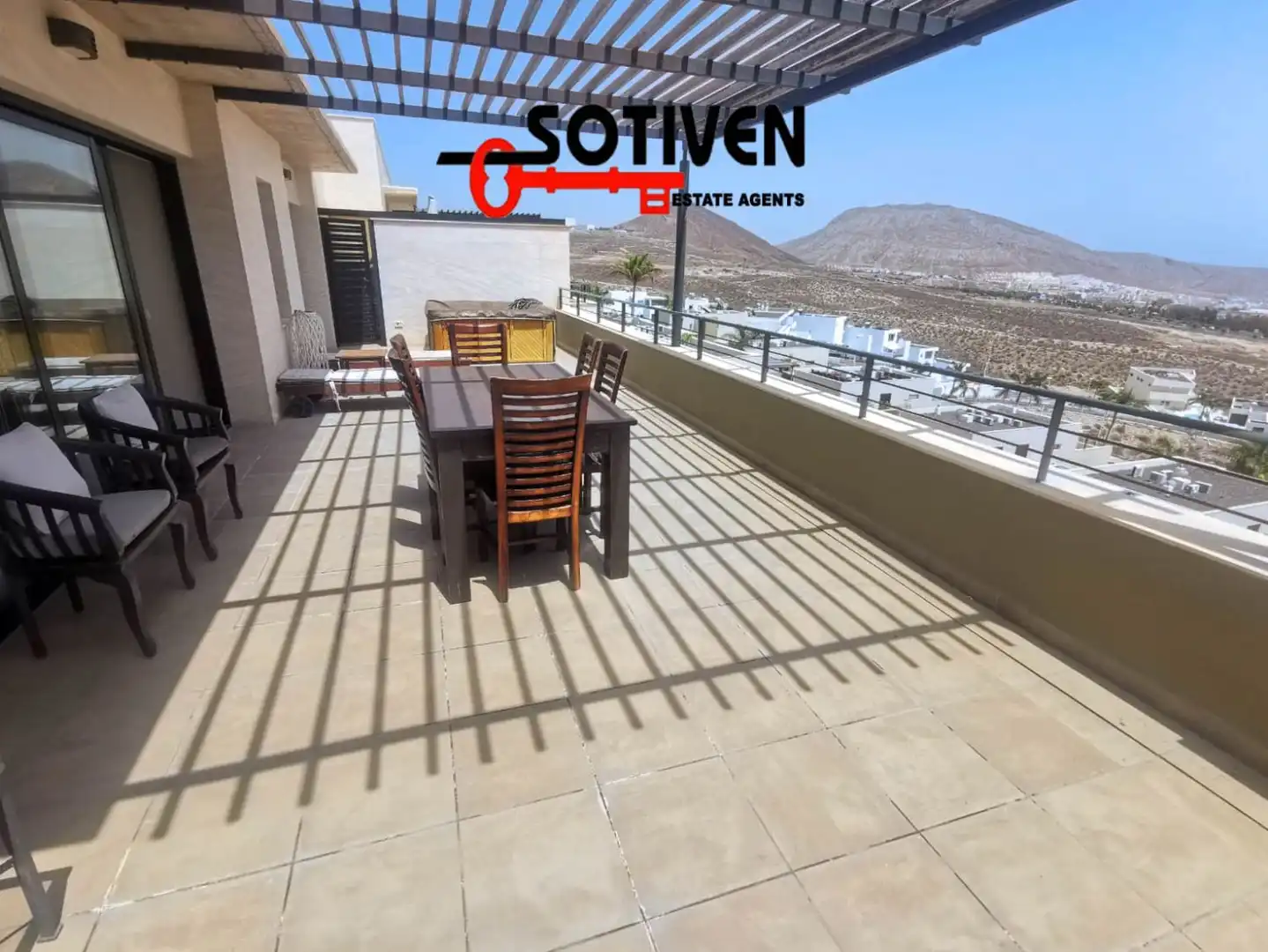 Terrasse von Dachboden zum Verkauf in Adeje mit Terrasse und Möbliert