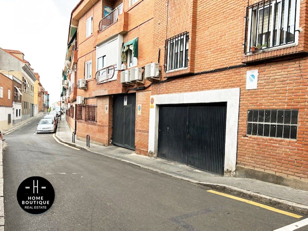 Garage for sale in Calle Fraguas, Casco Histórico de Barajas