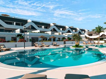 Bungalow avec piscine à vendre à Escandinavia - Cautivador