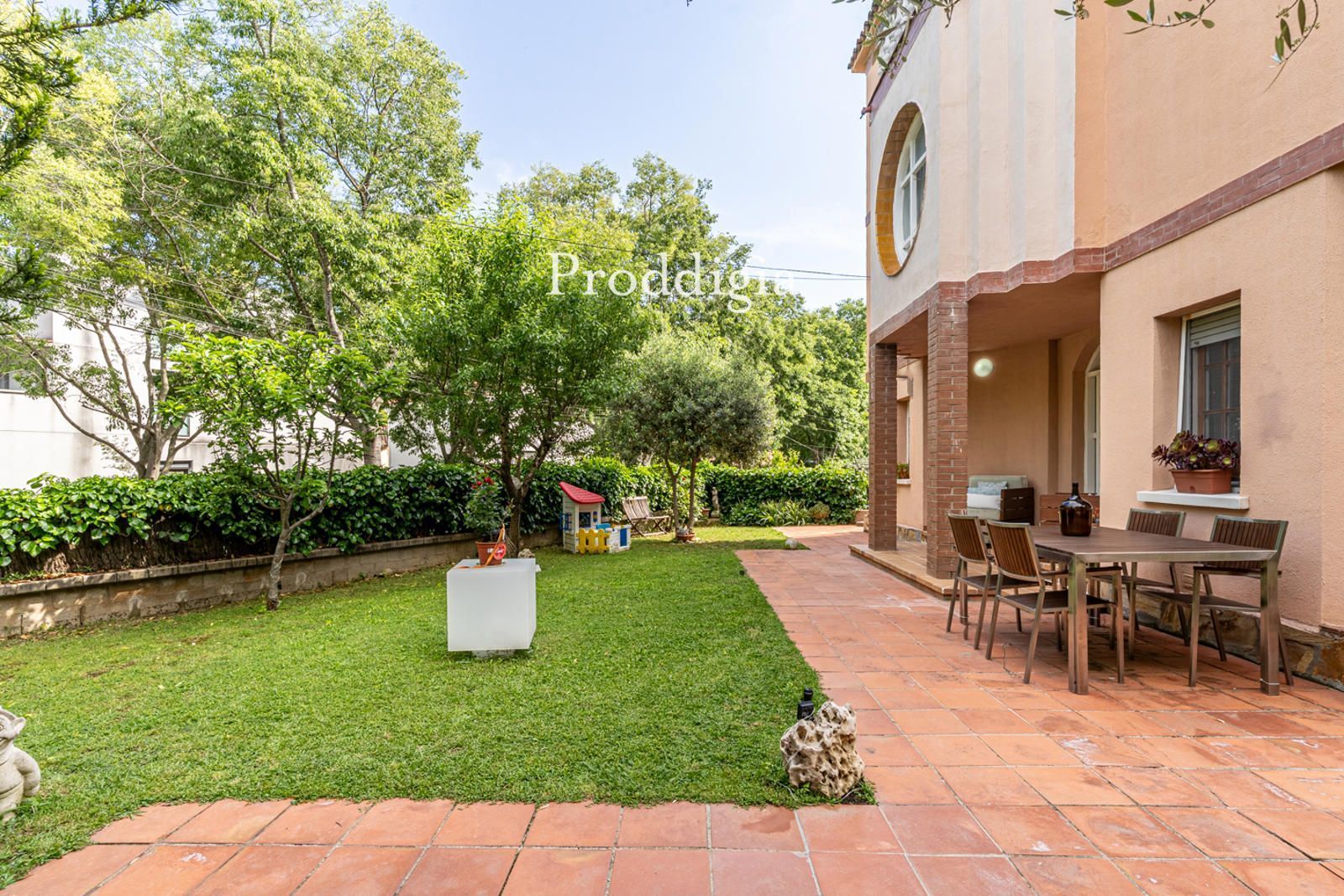 Jardí de Casa o xalet en venda en Sant Cugat del Vallès amb Aire condicionat, Calefacció i Piscina