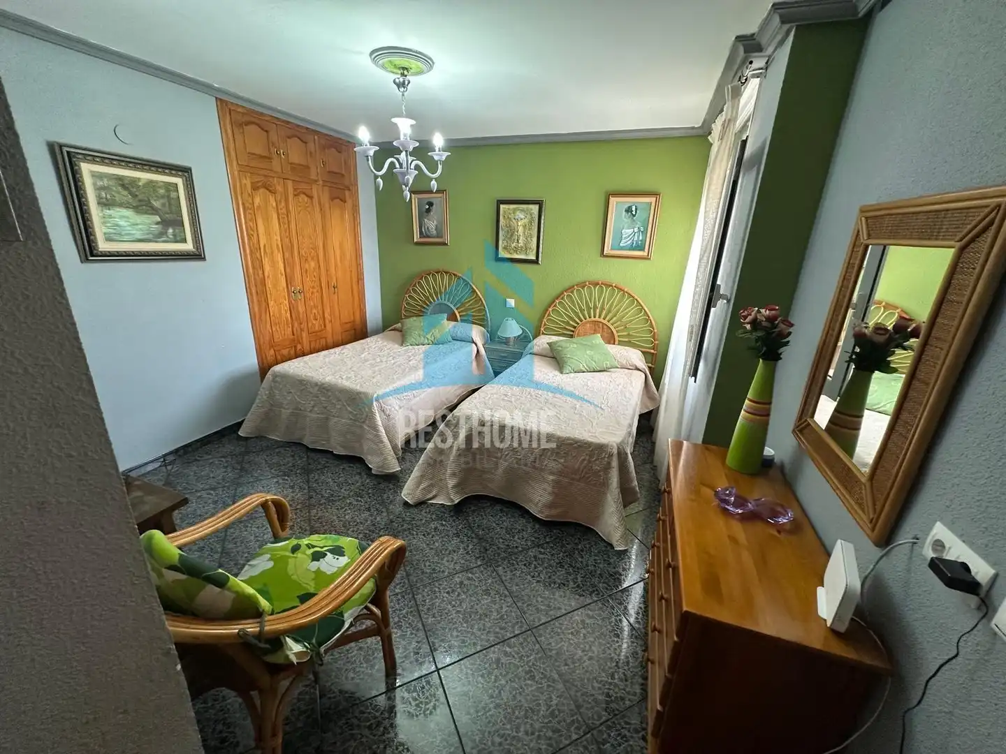 Außenansicht von Wohnung zum Verkauf in Cullera mit Klimaanlage, Privatgarten und Terrasse