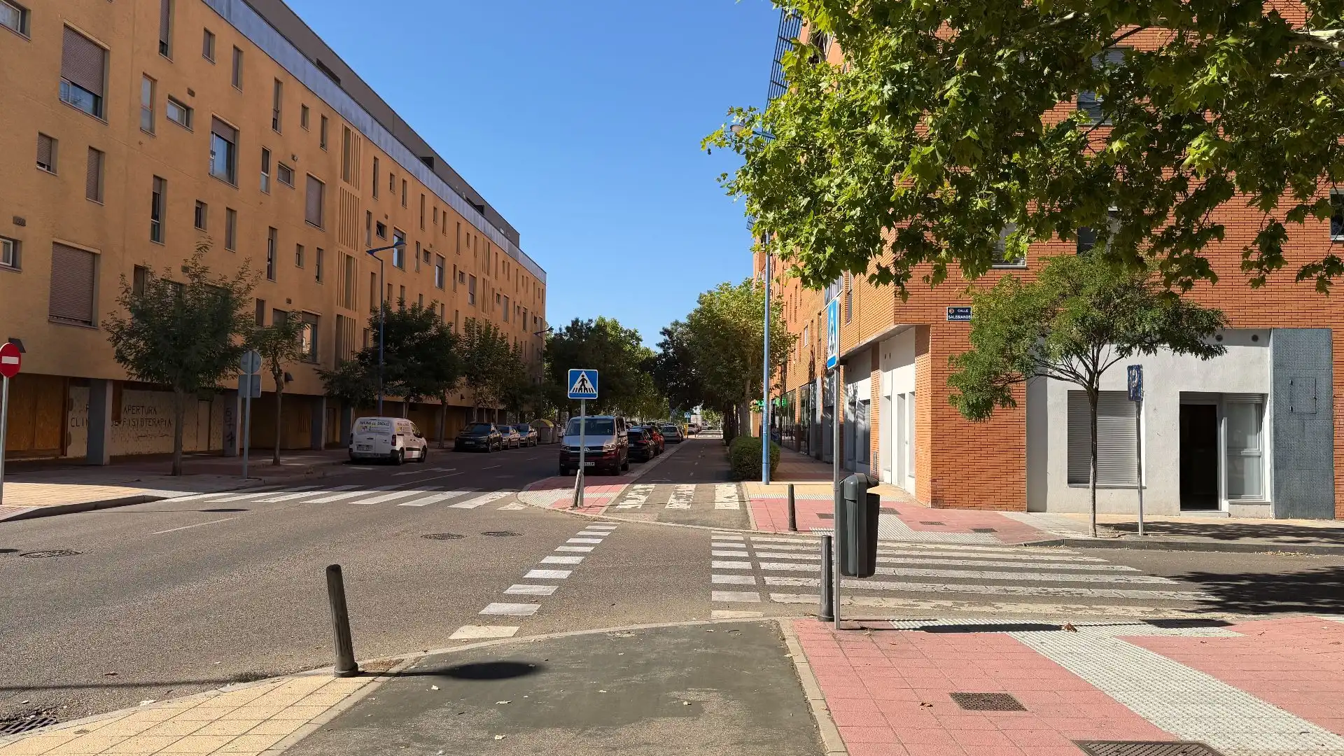 Vista exterior de Estudi en venda en Valladolid amb Calefacció