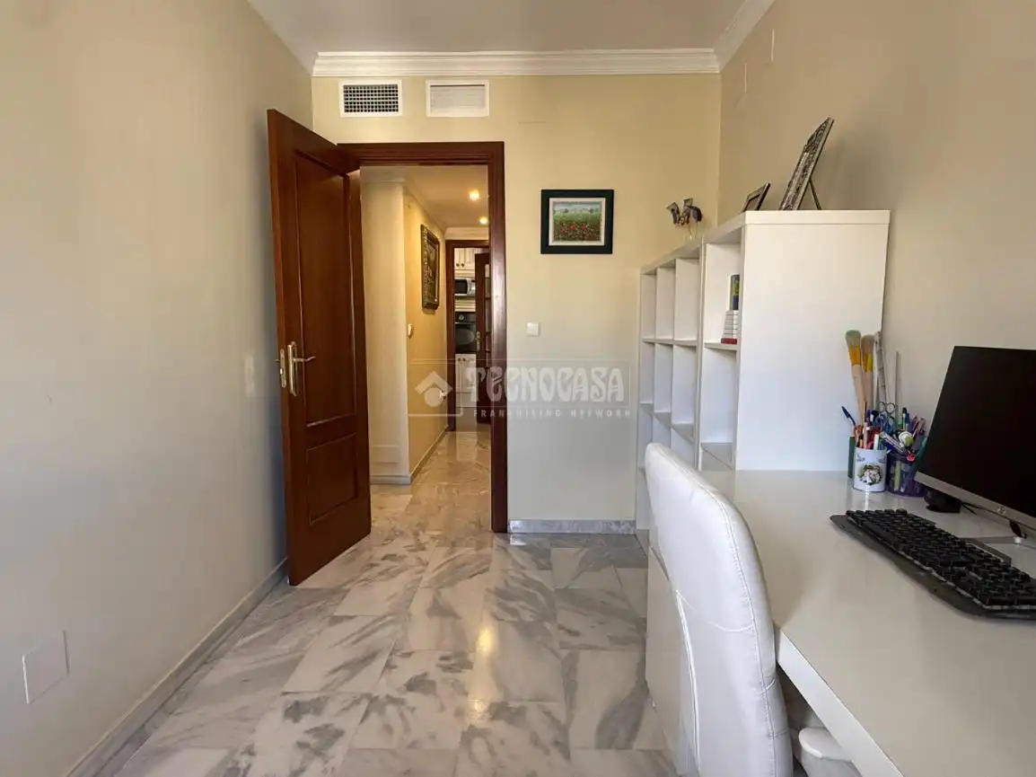 Habitación de Piso en venta en Málaga con Aire acondicionado y Terraza