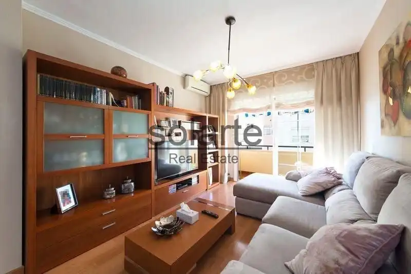 Exterior view of Ground floor for sale in Nou Barris