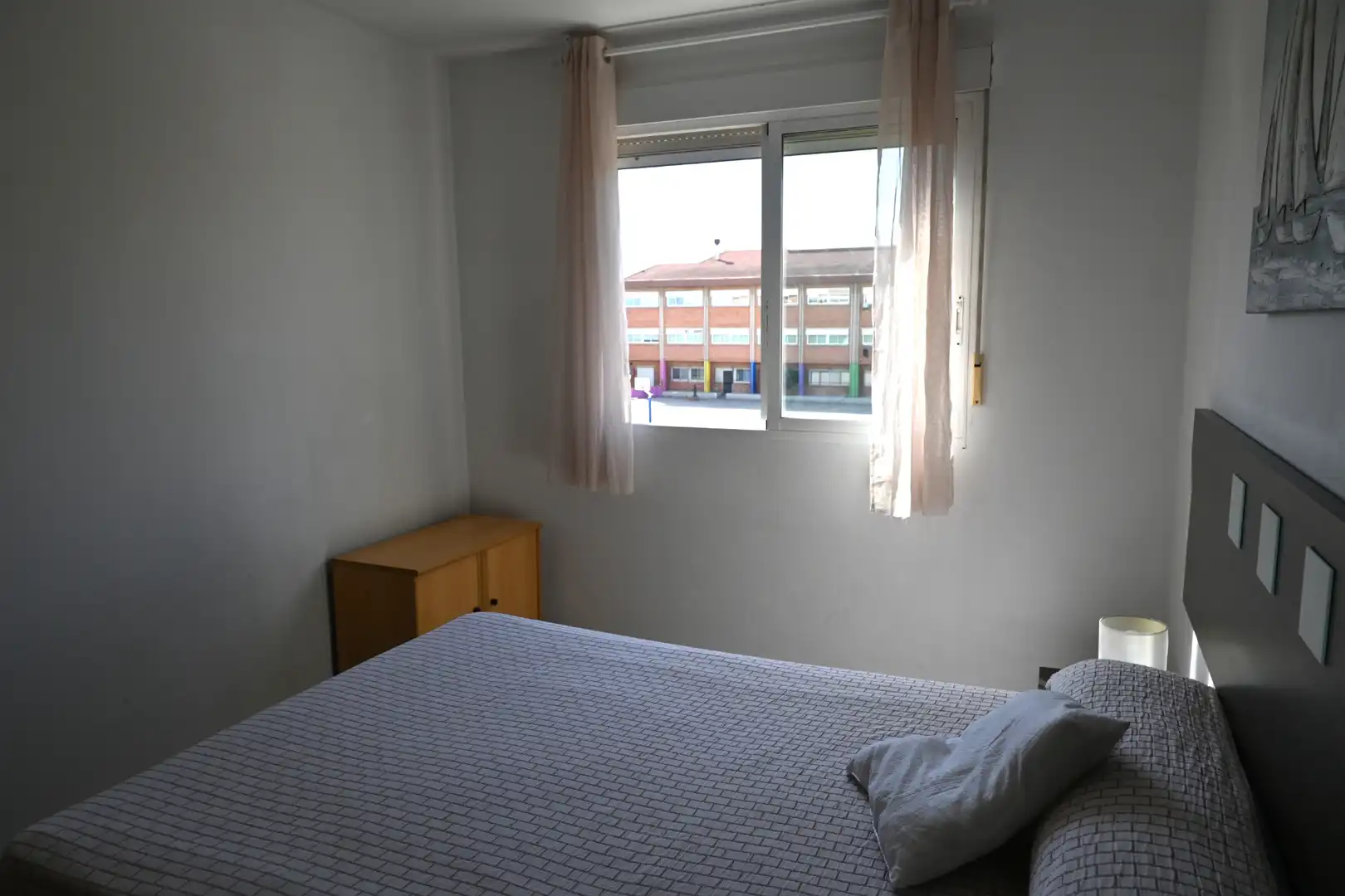 Habitación de Piso en venta en Sagunto / Sagunt con Aire acondicionado, Trastero y Amueblado