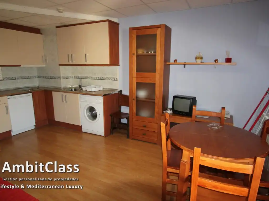 Edificio en venta en Puente la Reina de Jaca