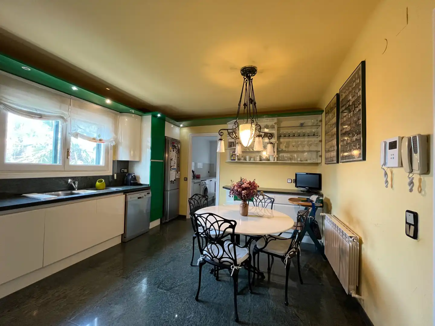 Casa con terraza en venta en Carrer Anglada Camarasa 8, imagen 32