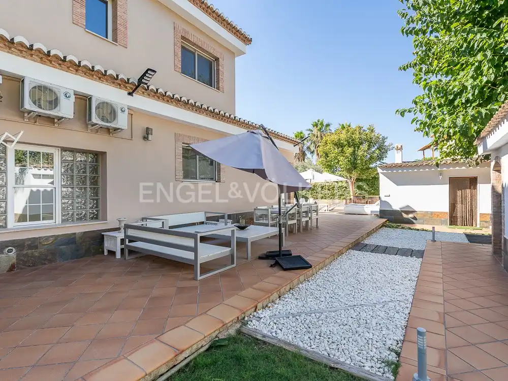 Terrace of Houses for rent in Bétera  with Air Conditioner, Heating and Private garden