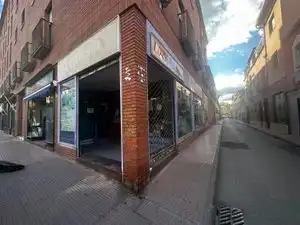 Local comercial de lloguer a Pryconsa - Juan de Austria