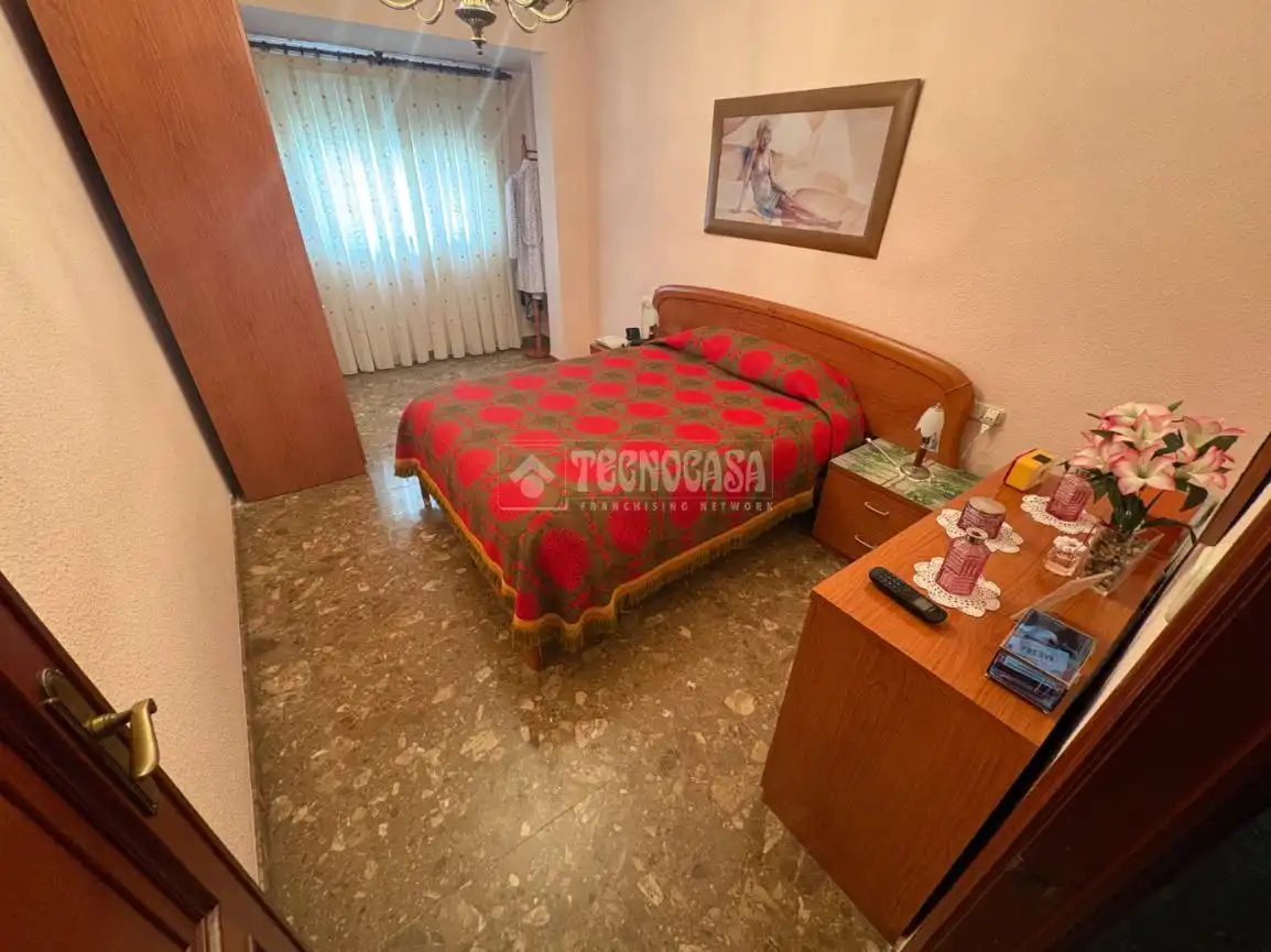 Habitación de Piso en venta en Burjassot con Aire acondicionado y Balcón
