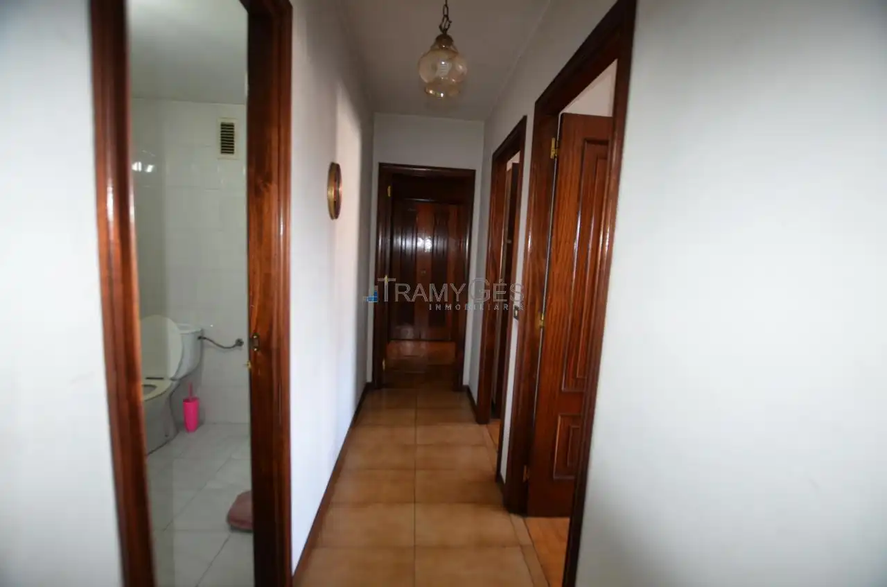 Flat for sale in Tui  with Storage room and Balcony