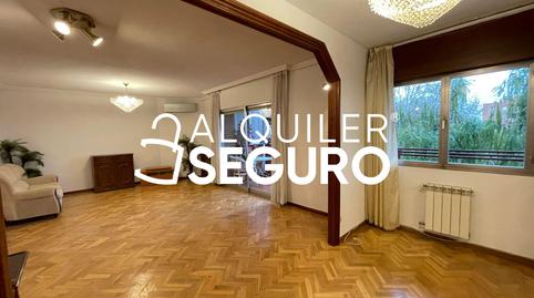 Foto 4 de Piso de alquiler en De Fernando Delgado, Vista Alegre,  Madrid Capital