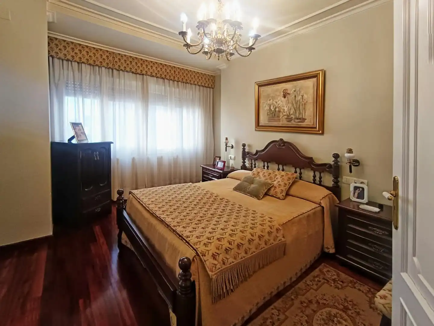 Habitación de Dúplex en venta en Pontevedra Capital  con Calefacción y Amueblado