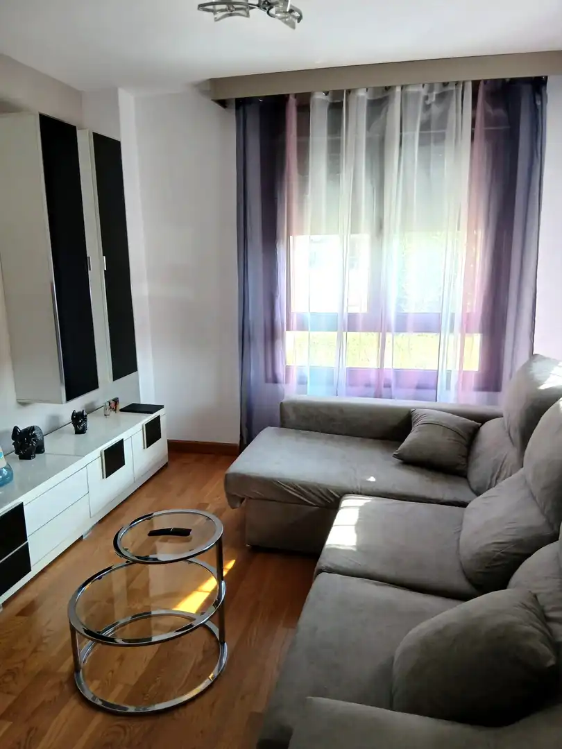 Sala de estar de Piso en venta en Gijón  con Calefacción, Parquet y Trastero