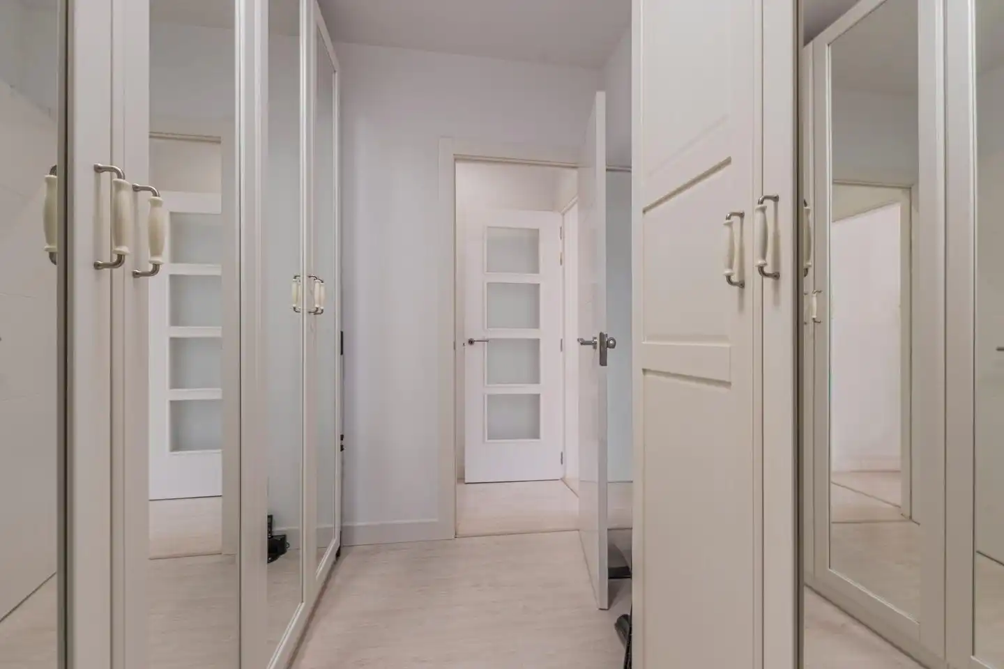 Piso con terraza en venta en Avenida Avinguda Roma, imagen 20