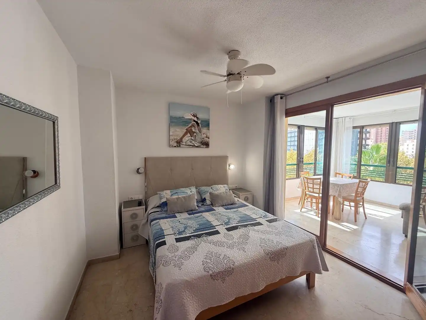 Dormitori de Apartament en venda en Playa Levante