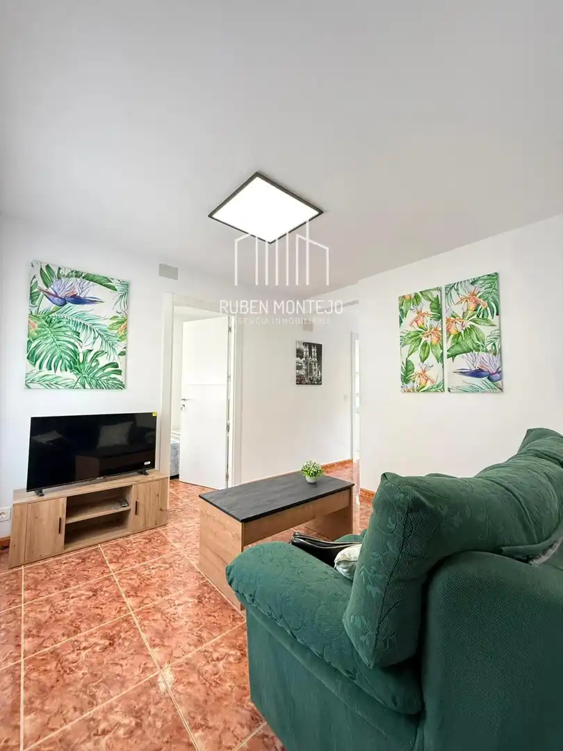 Sala de estar de Piso en venta en Salamanca con Calefacción, Amueblado y Horno