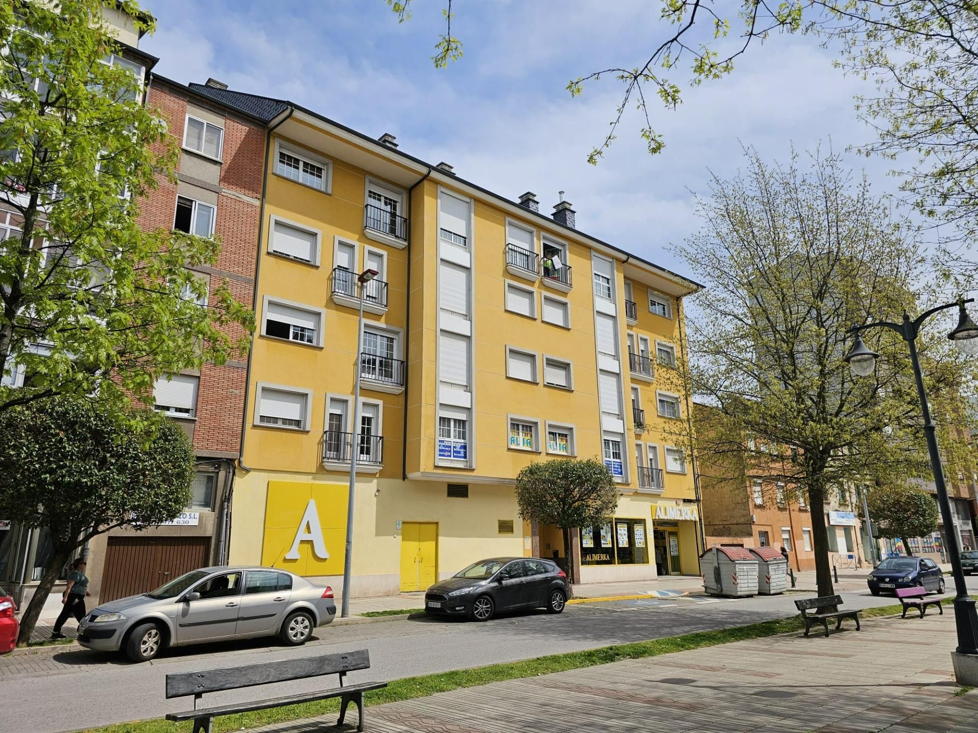 Exterior view of Apartment for sale in Ponferrada  with Heating and Storage room