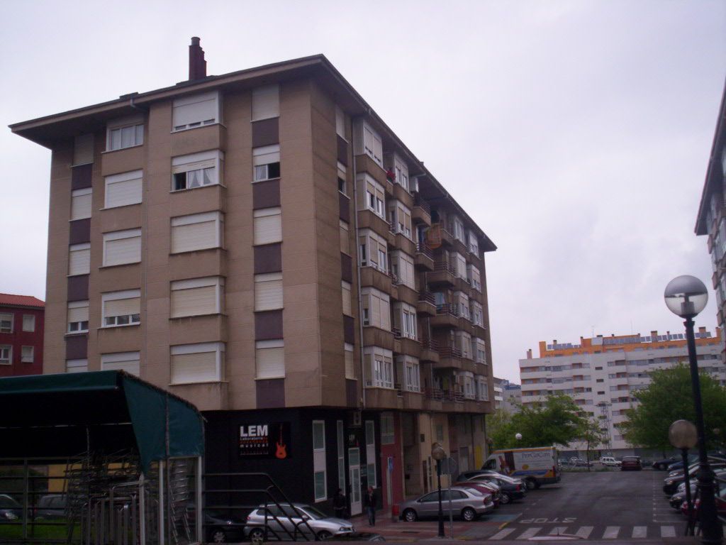 Vista exterior de Pis en venda en Camargo