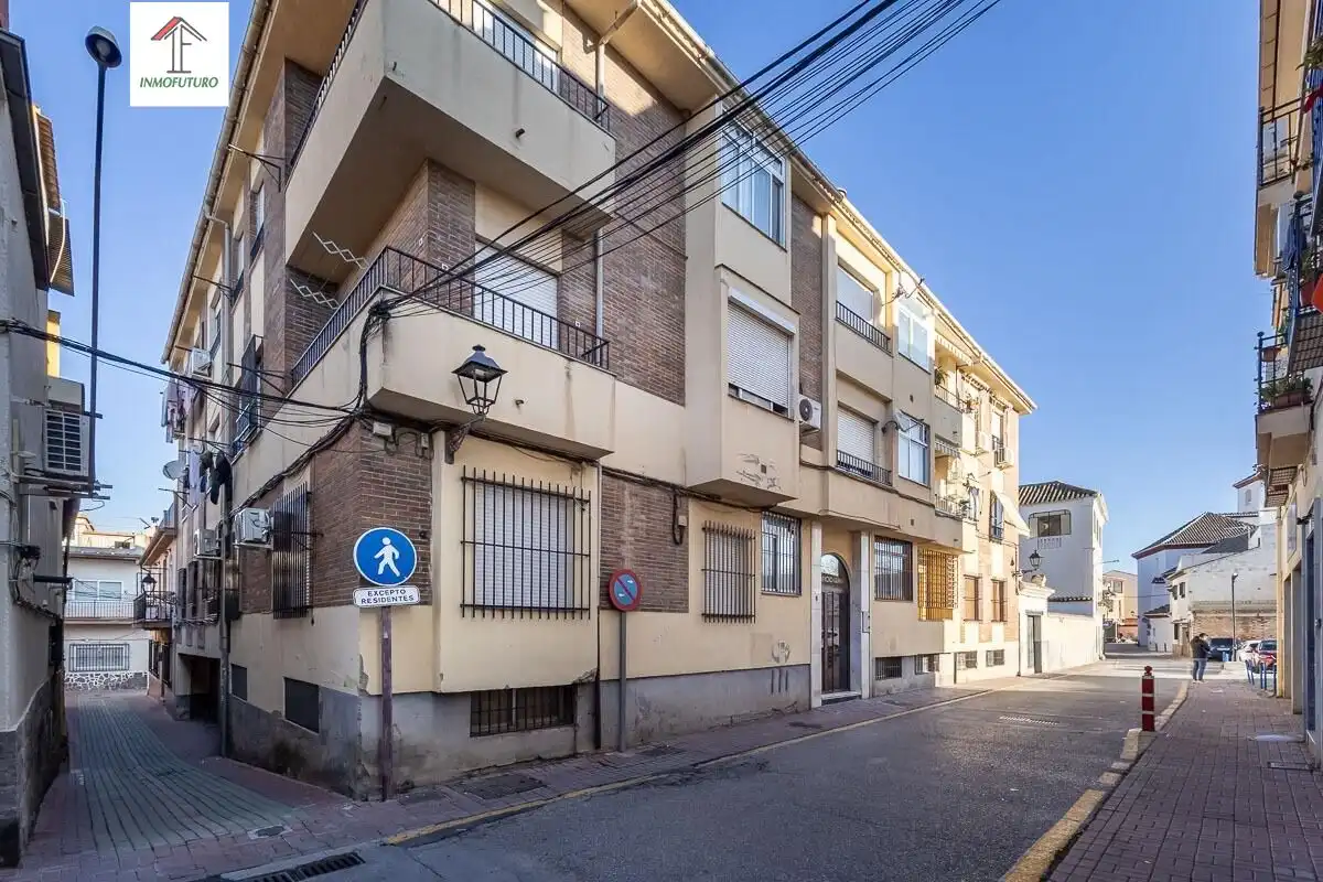 Vista exterior de Piso en venta en Ogíjares con Aire acondicionado, Calefacción y Balcón