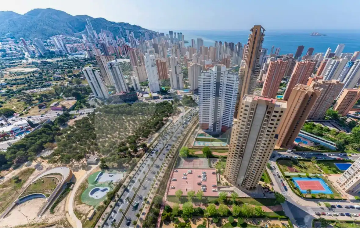 Exterior view of Duplexes for rent in Benidorm  with Air Conditioner, Heating and Terrace
