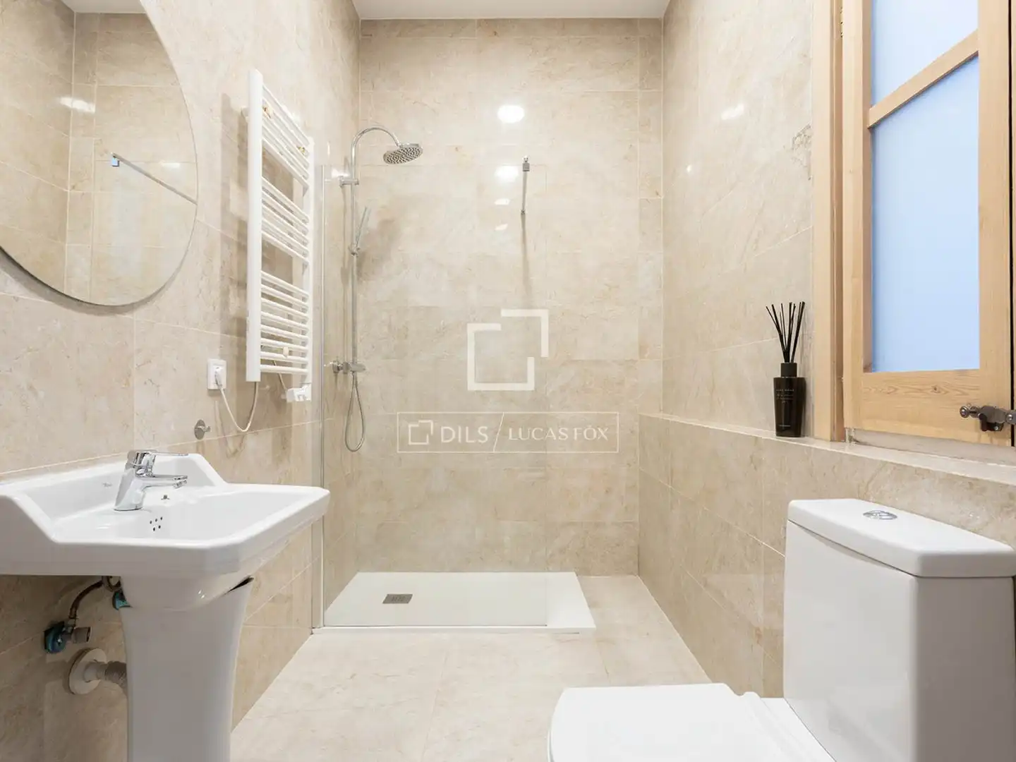 Baño de Piso en venta en Barcelona con Aire acondicionado, Calefacción y Amueblado