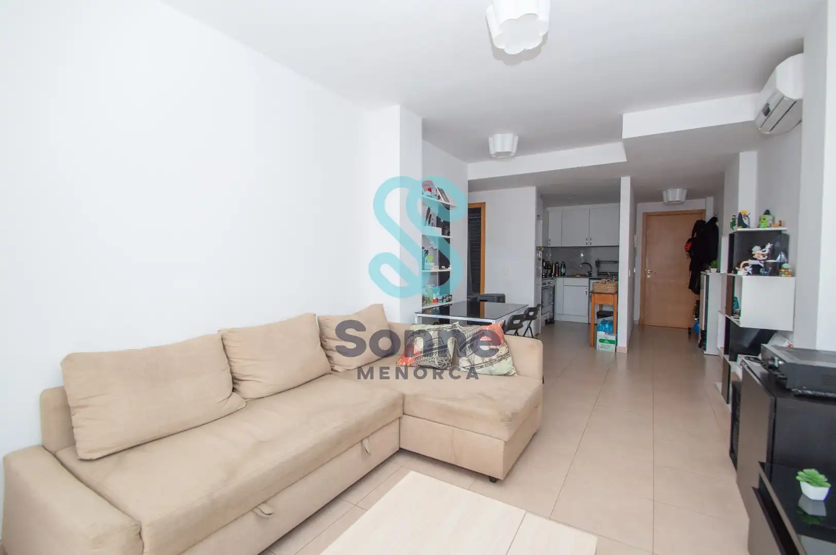 Sala d'estar de Pis en venda en Ferreries amb Aire condicionat, Terrassa i Piscina comunitària