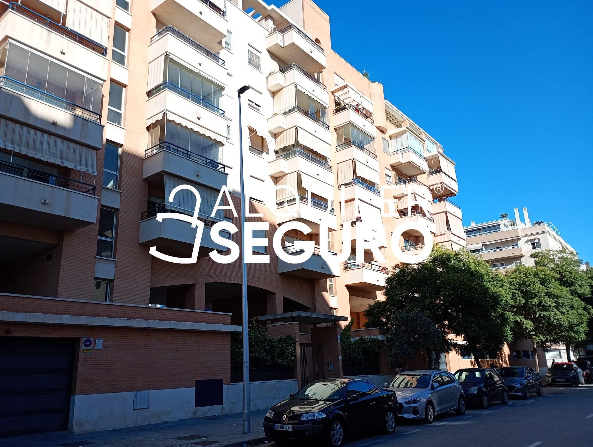 Exterior view of Flat to rent in Málaga Capital  with Air Conditioner, Terrace and Swimming Pool