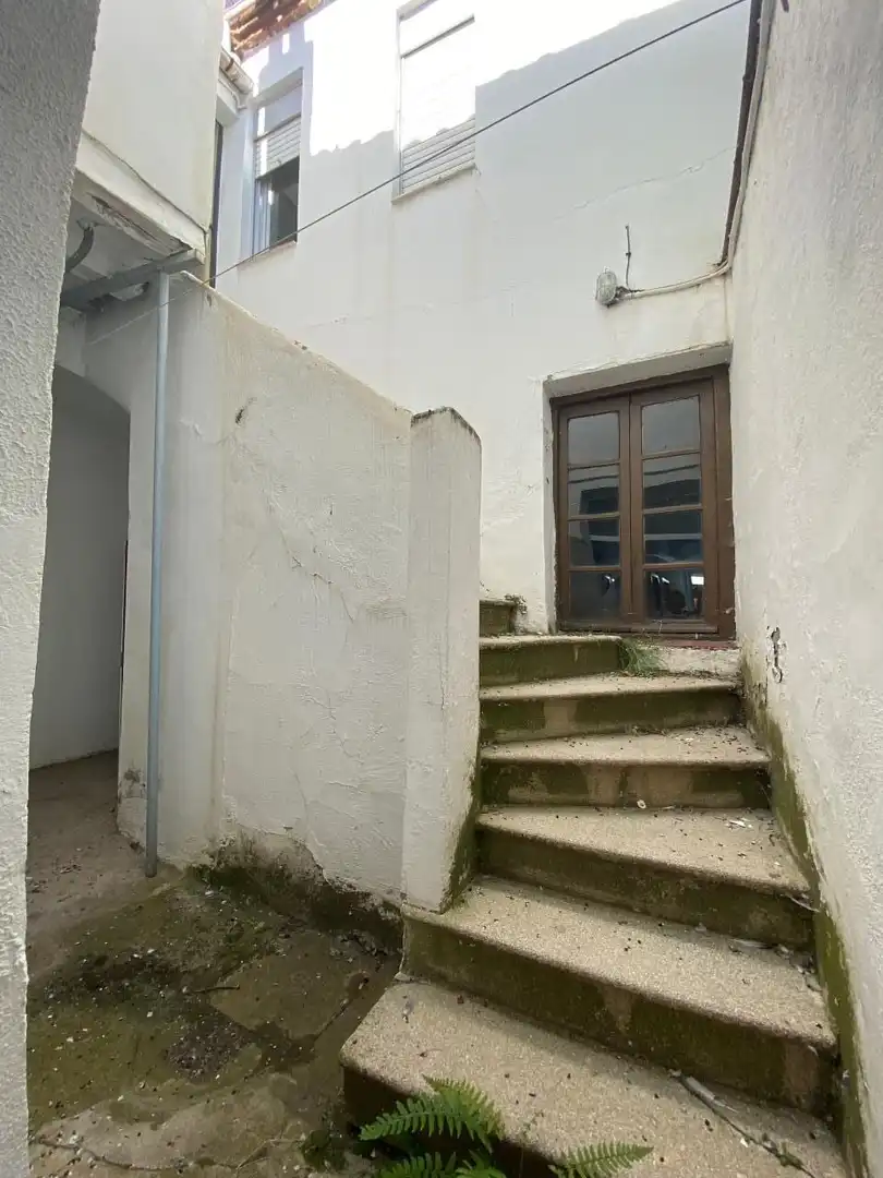 Vista exterior de Casa o xalet en venda en León Capital  amb Traster