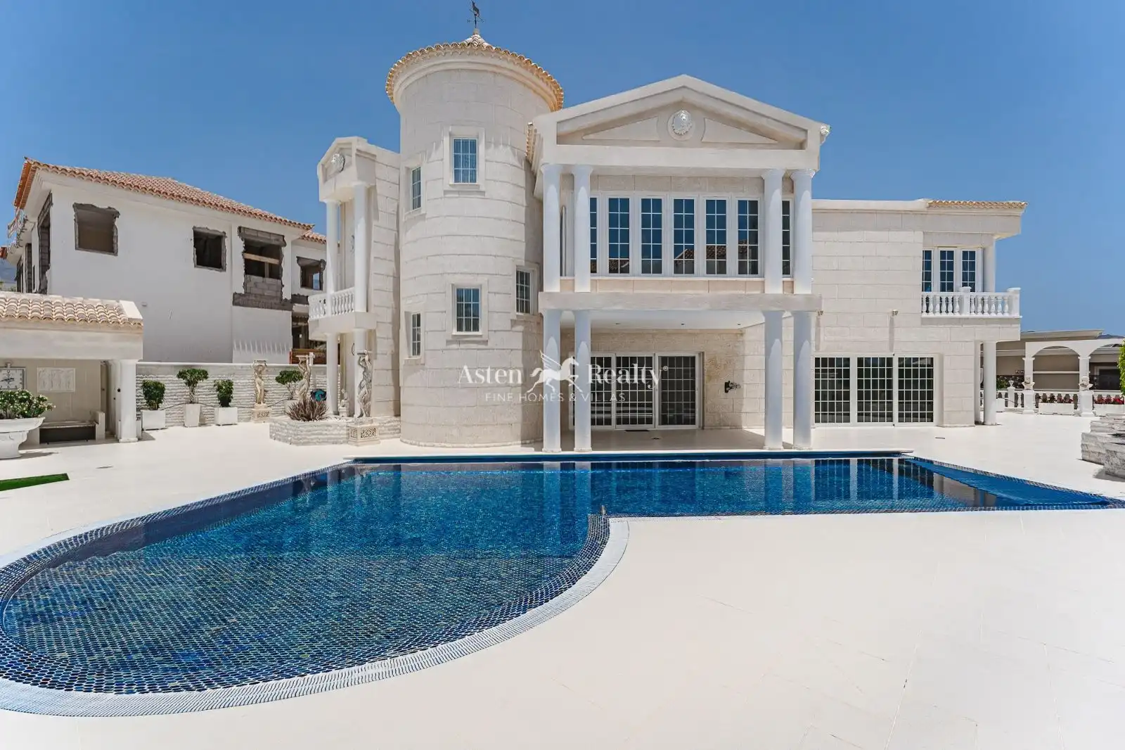 Vista exterior de Casa o chalet en venta en Adeje con Aire acondicionado, Terraza y Trastero