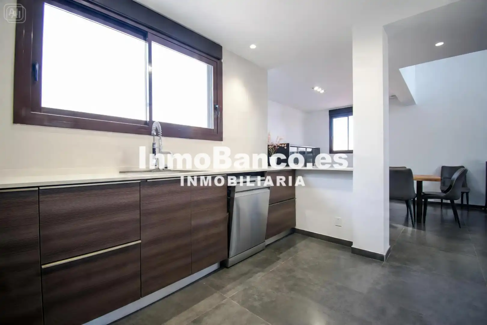 Houses for sale in Torrent  with Air Conditioner, Heating and Private garden