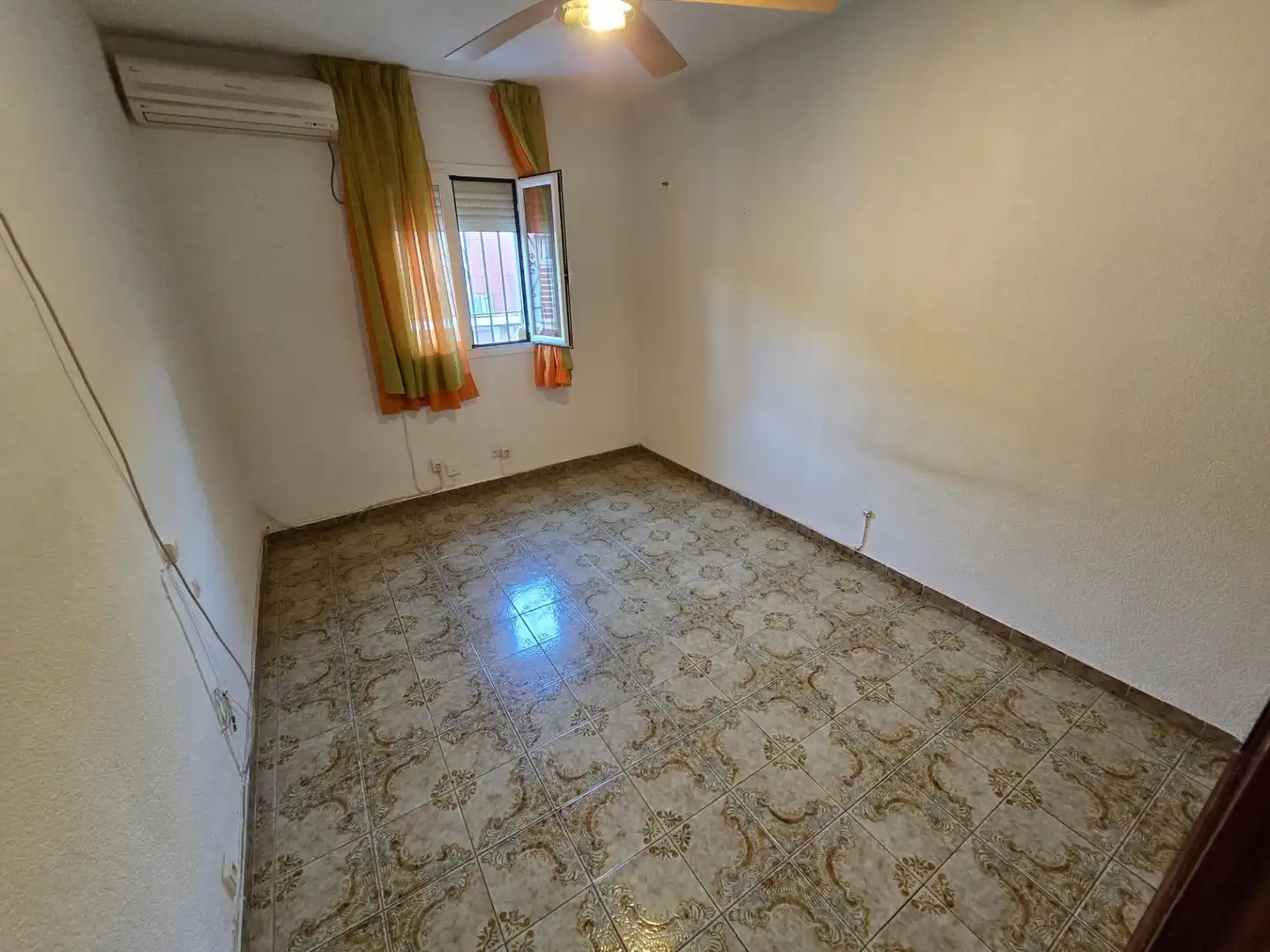Habitación de Piso en venta en Córdoba con Aire acondicionado, Calefacción y Terraza