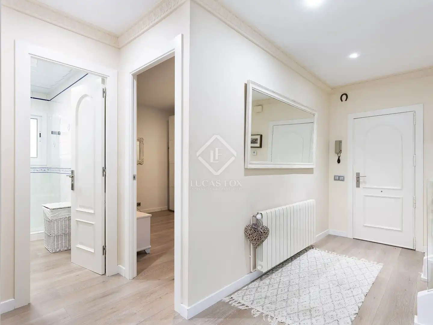 Detached house with terrace for sale in Montmar, imagen 15