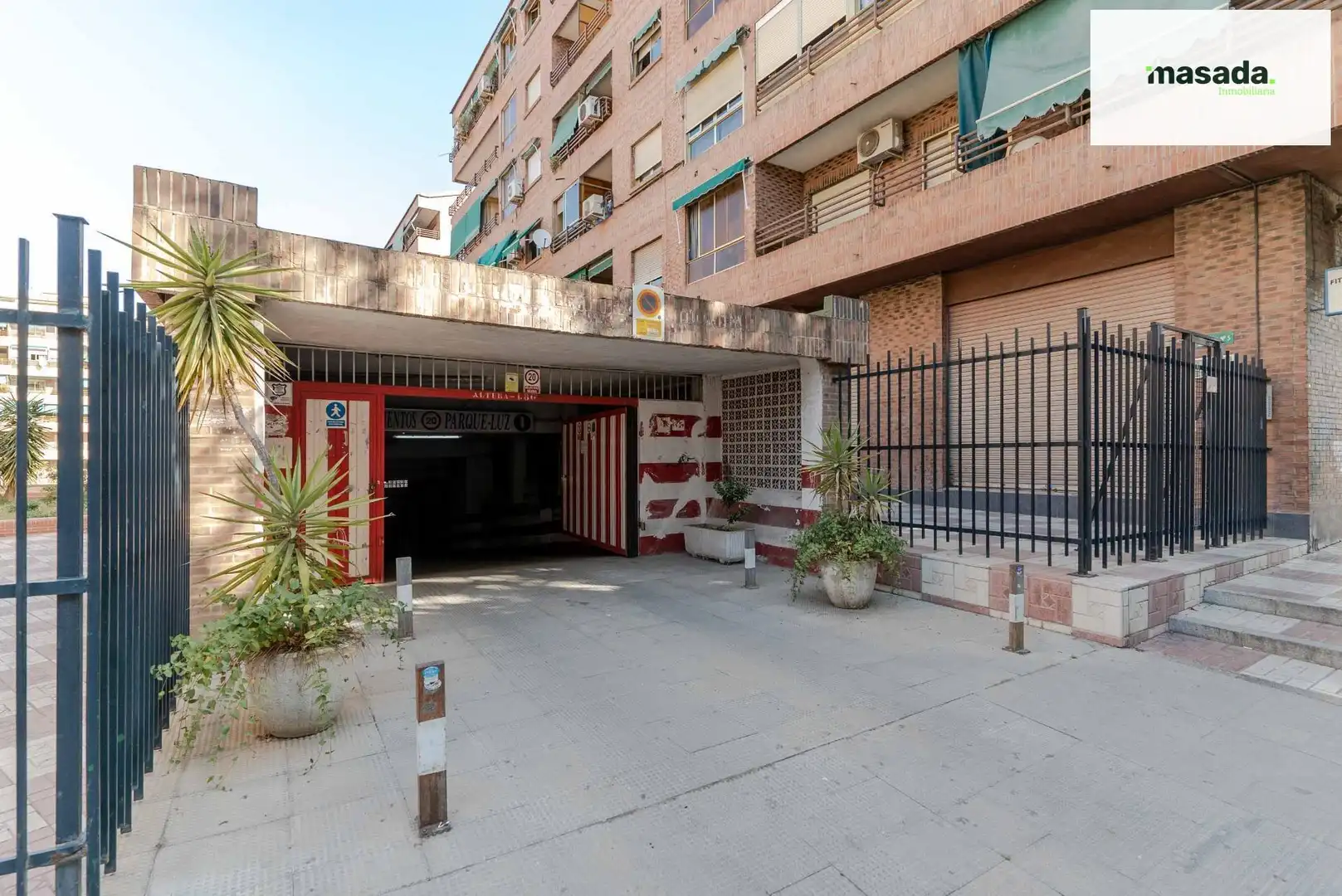 Aparcament de Garatge en venda en Granada